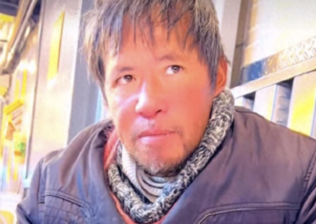 纽约街头流浪男子确认是复旦校友，拍摄者帮纽约流浪博士租房暂住