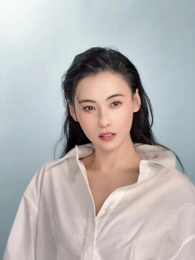 张柏芝被前经纪人索赔千万案宣判 法院判张柏芝胜诉